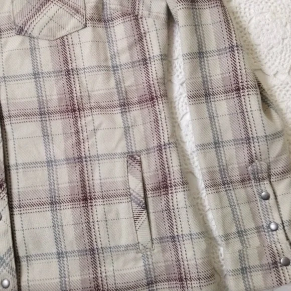 Kuhl Plaid Hooded Jacket - Cream and Gray - Picture 3 of 7